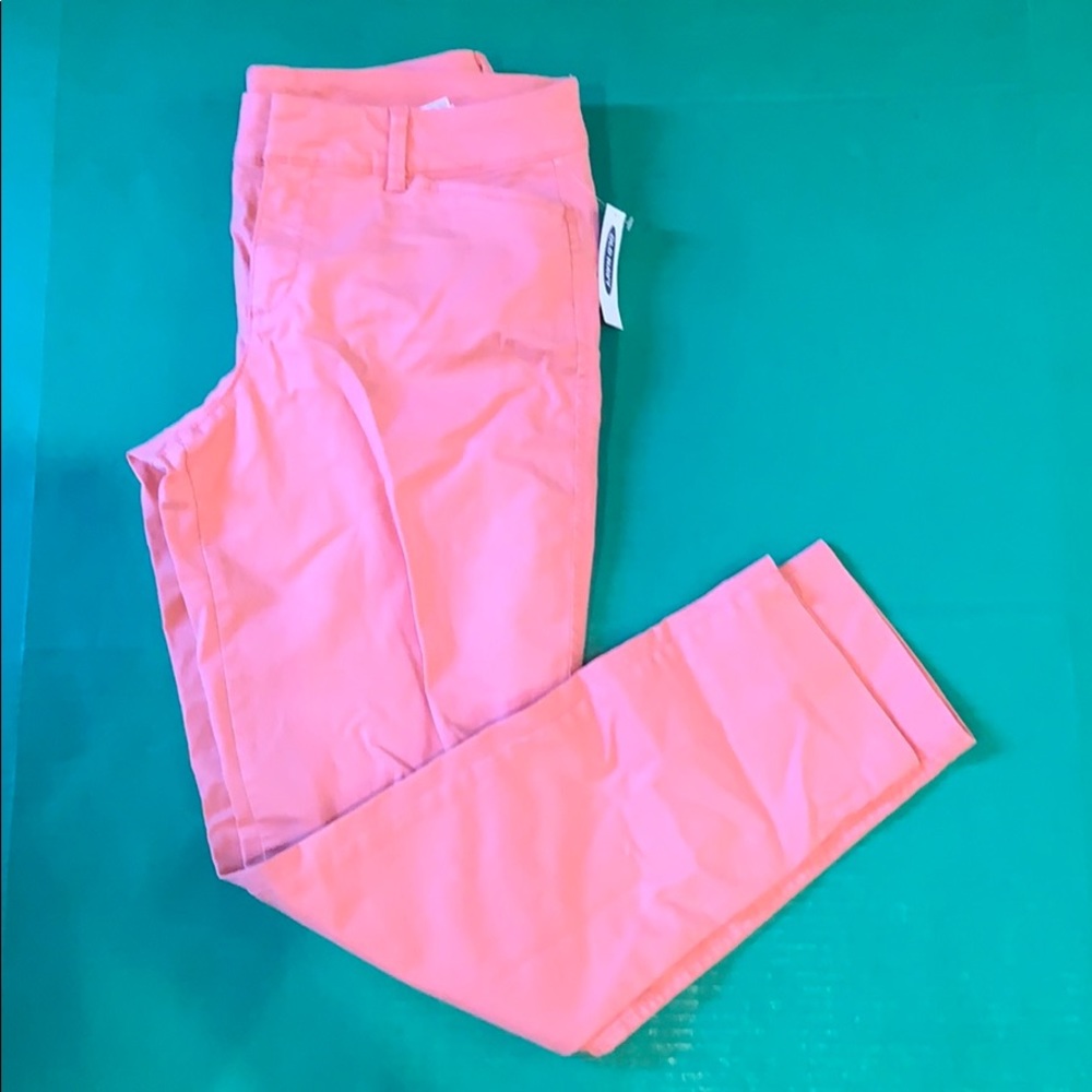Old Navy Women’s 4 pixie pants- coral